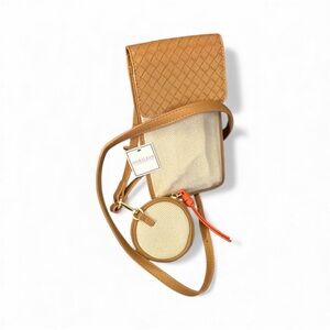 Shiraleah Chicago Tan Woven Crossbody Bag with Coin Pouch Frankie